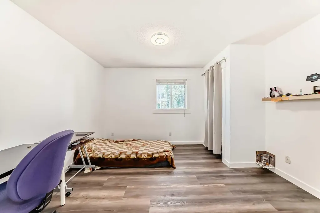 442 Citadel Drive NW Calgary AB T3G 4Z1