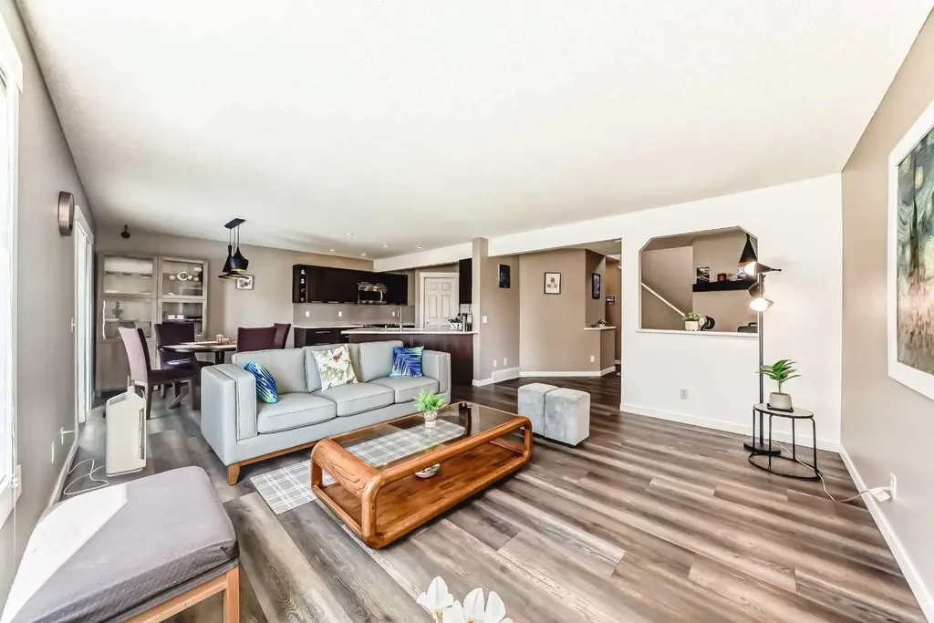 442 Citadel Drive NW Calgary AB T3G 4Z1