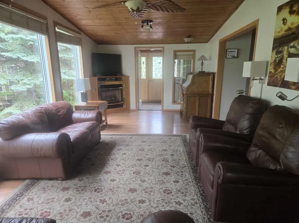 Carefree Resort Rural Red Deer County AB T4G 0K6