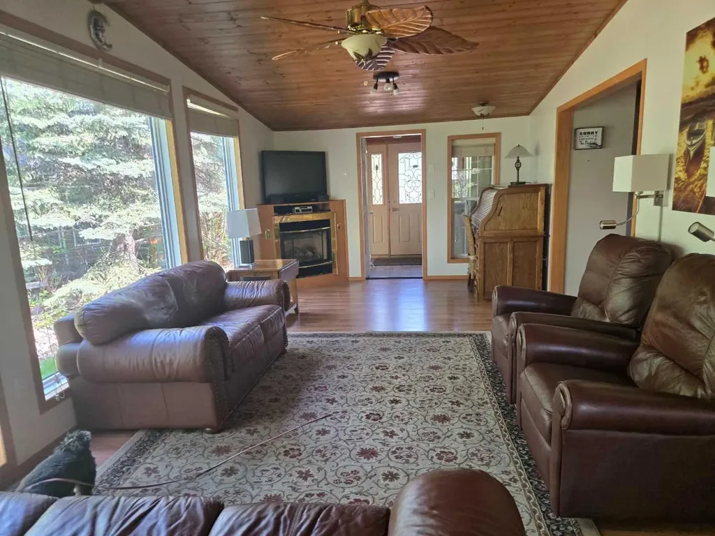 Carefree Resort Rural Red Deer County AB T4G 0K6