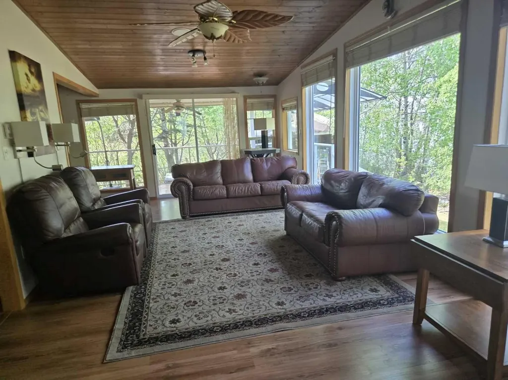 Carefree Resort Rural Red Deer County AB T4G 0K6