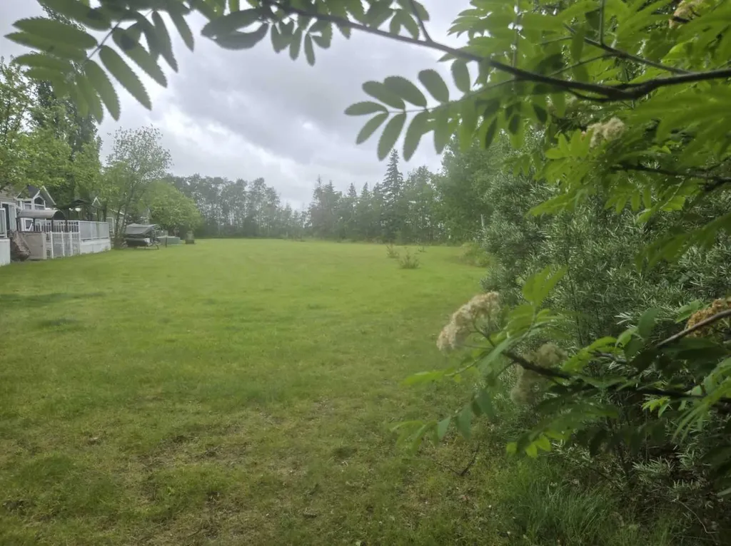 Carefree Resort Rural Red Deer County AB T4G 0K6