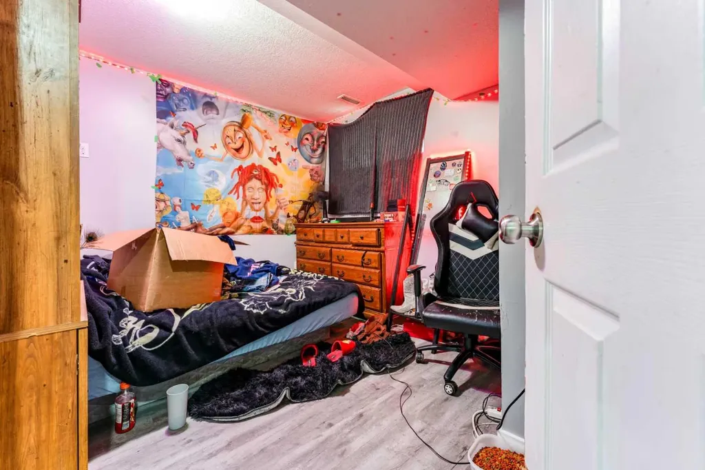 6087 Martingrove Road NE Calgary AB T3J 2S8