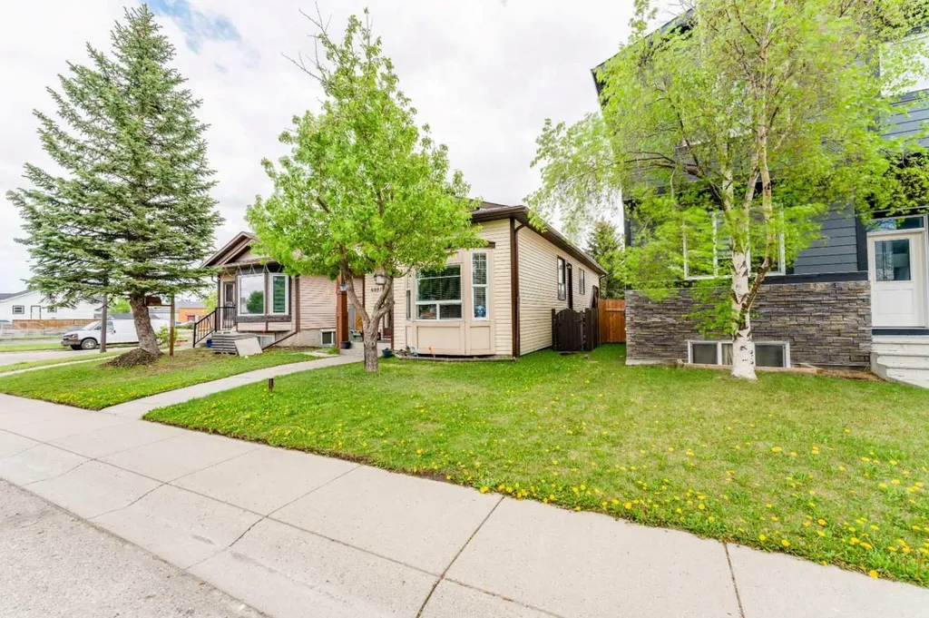 6087 Martingrove Road NE Calgary AB T3J 2S8