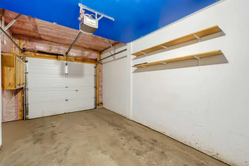 96 Eversyde Court SW Calgary AB T2Y 4S3