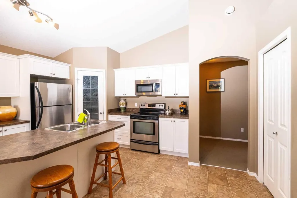 11 Panatella Landing NW Calgary AB T3K 0K8