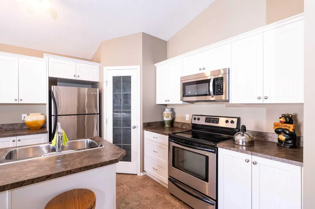 11 Panatella Landing NW Calgary AB T3K 0K8
