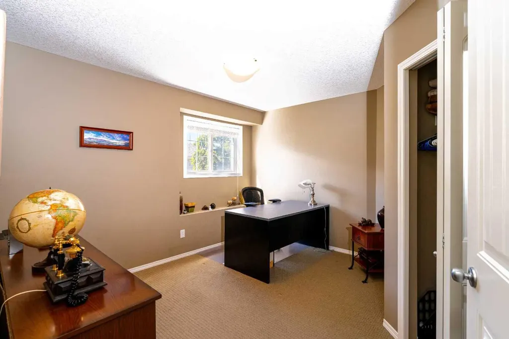 11 Panatella Landing NW Calgary AB T3K 0K8