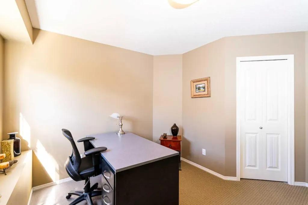 11 Panatella Landing NW Calgary AB T3K 0K8