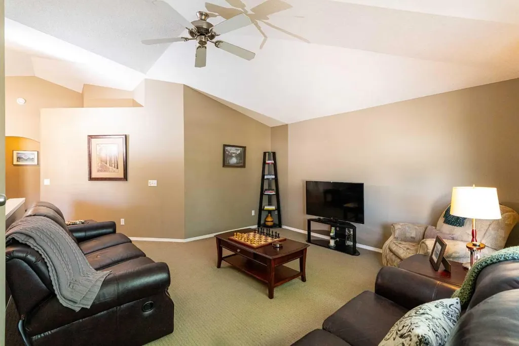 11 Panatella Landing NW Calgary AB T3K 0K8