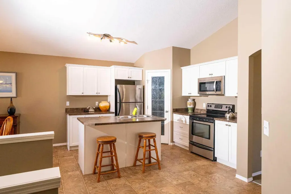 11 Panatella Landing NW Calgary AB T3K 0K8