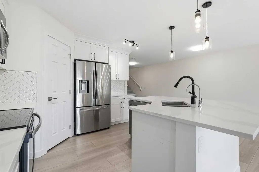 235 Auburn Meadows Place SE Calgary AB T3M 2H6