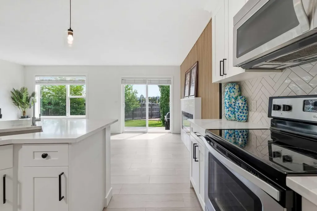 235 Auburn Meadows Place SE Calgary AB T3M 2H6
