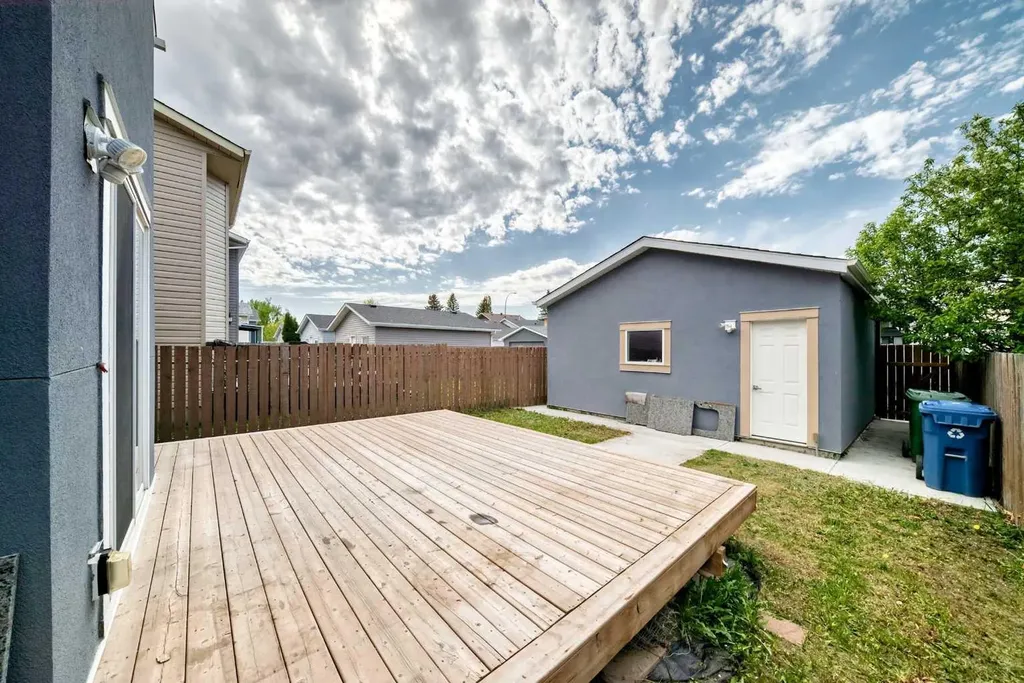 7 Martinview Crescent NE Calgary AB T3J 2S2