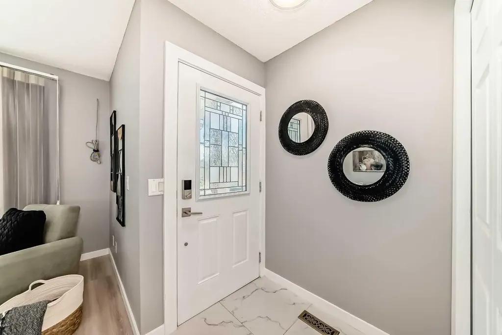7 Martinview Crescent NE Calgary AB T3J 2S2