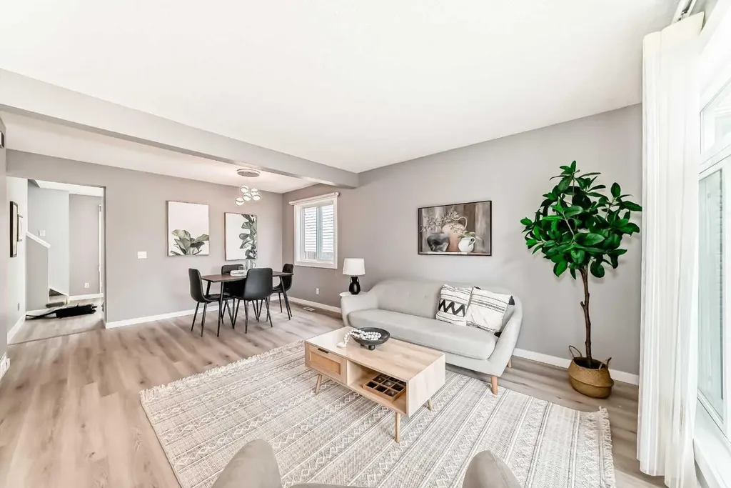 7 Martinview Crescent NE Calgary AB T3J 2S2