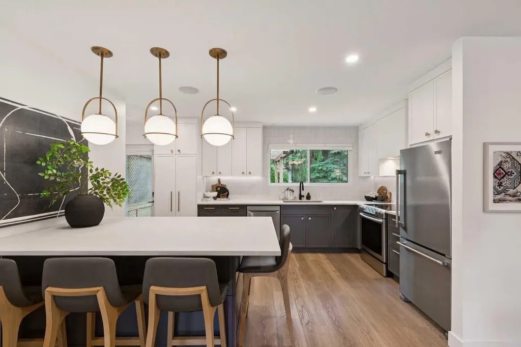 124 Ranchview Court NW Calgary AB T3G 1R5