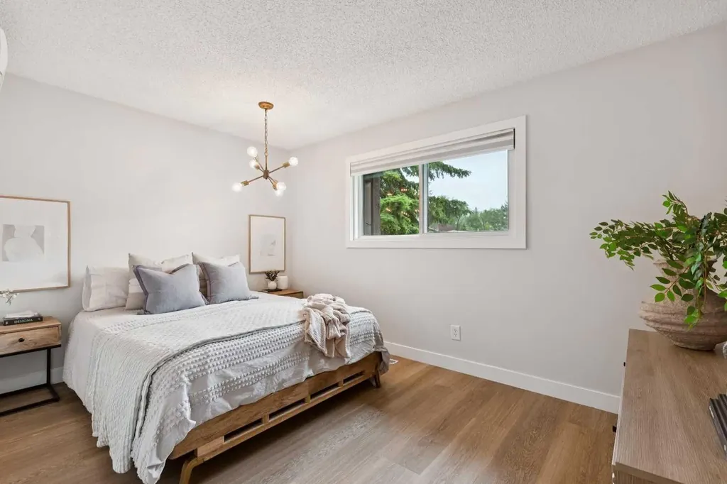 124 Ranchview Court NW Calgary AB T3G 1R5