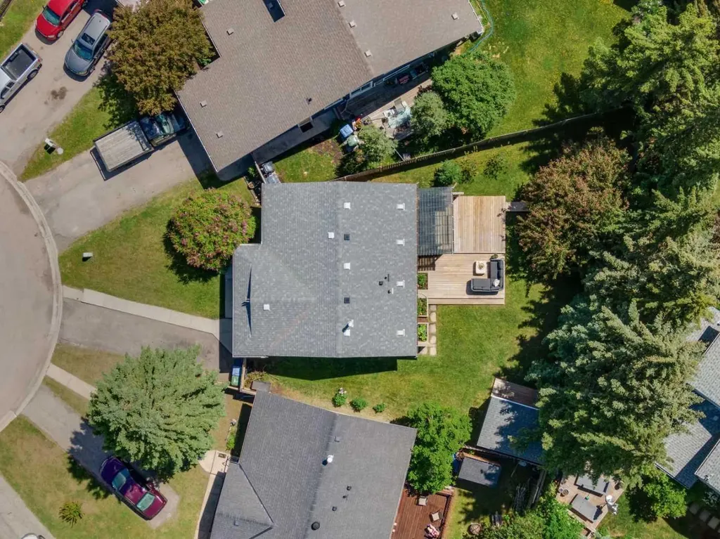 124 Ranchview Court NW Calgary AB T3G 1R5