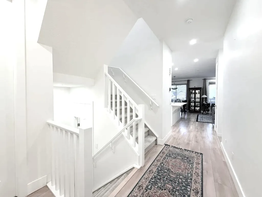148 Carrington Circle NW Calgary AB T3P 0Y6