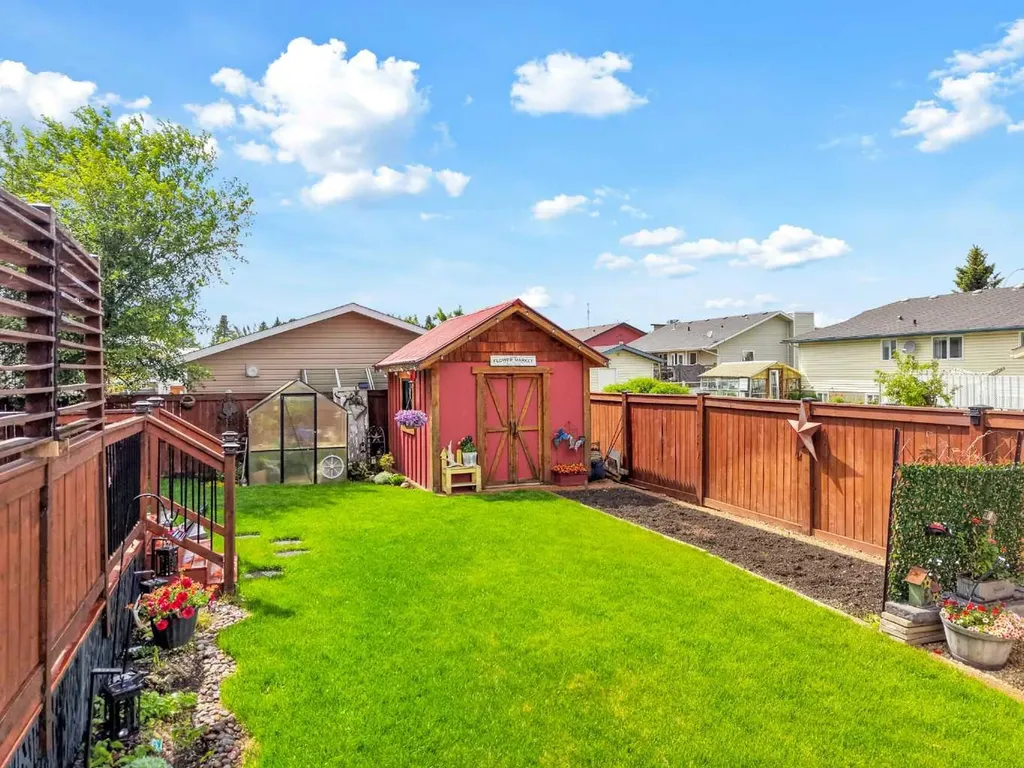 5518 52 Street Close Bashaw AB T0B0H0