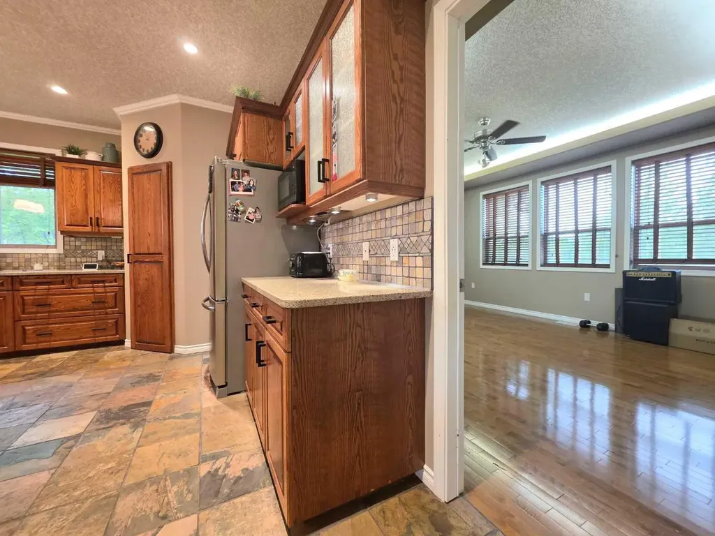 1865 Barton Drive SW Slave Lake AB T0G 2A4