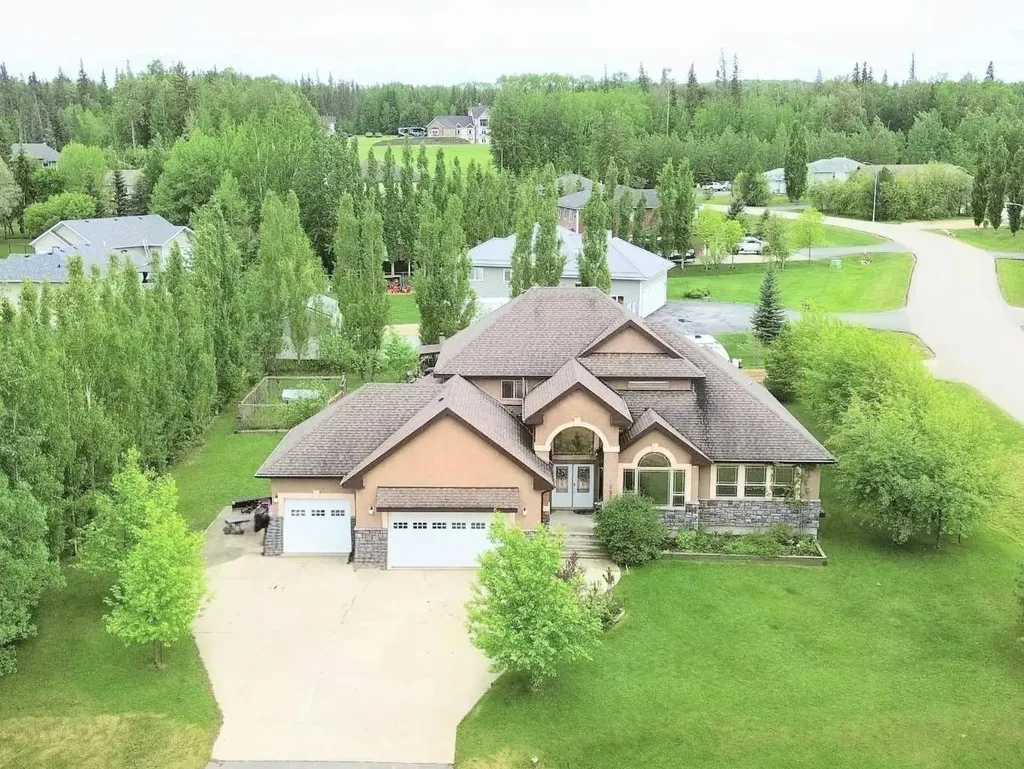 1865 Barton Drive SW Slave Lake AB T0G 2A4