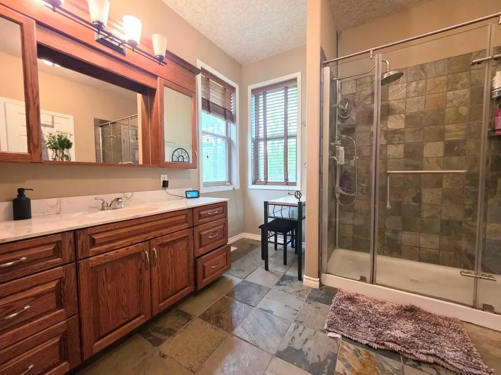 1865 Barton Drive SW Slave Lake AB T0G 2A4