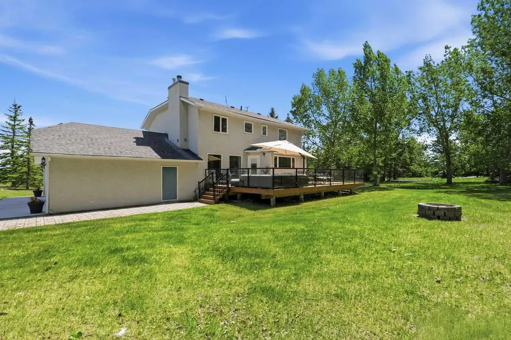 245249 Range Road 31a Rural Rocky View County AB T3Z 1K4