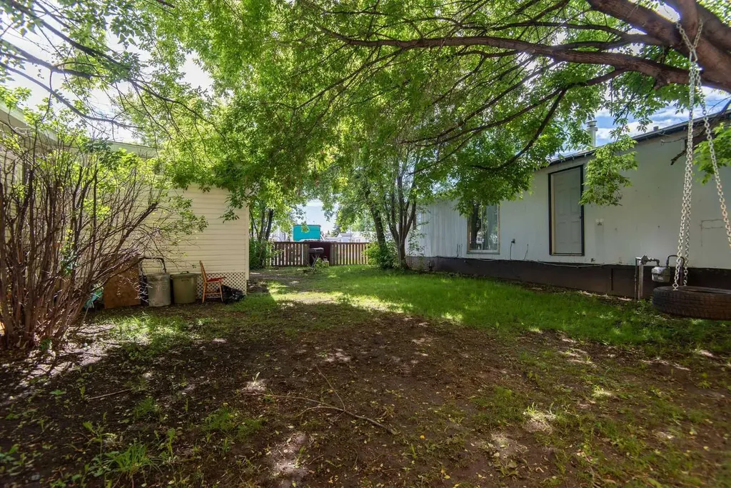 5344 76 Street Red Deer AB T4P 2A6