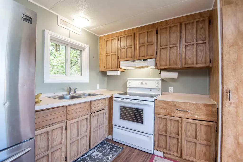 5344 76 Street Red Deer AB T4P 2A6