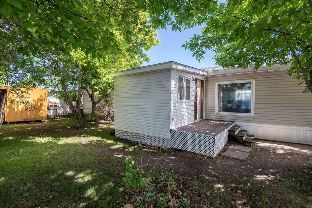 5344 76 Street Red Deer AB T4P 2A6