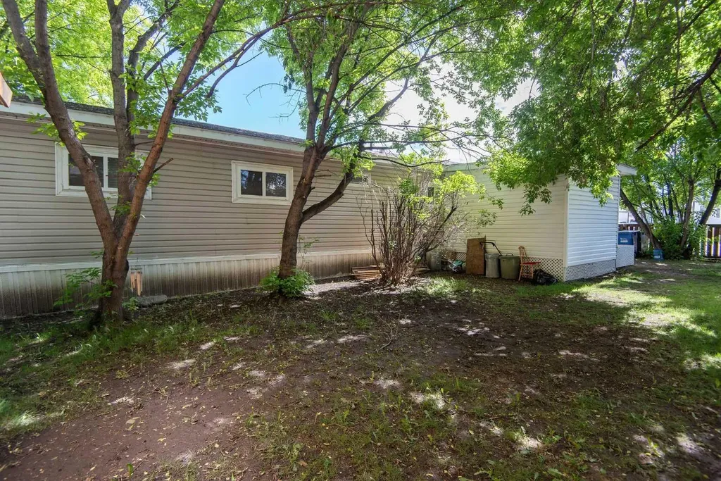 5344 76 Street Red Deer AB T4P 2A6