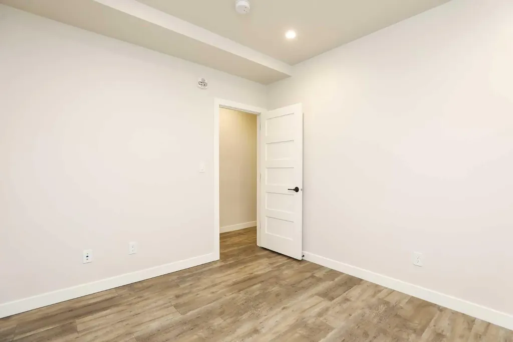 333 6 Street S Lethbridge AB T1J2C7