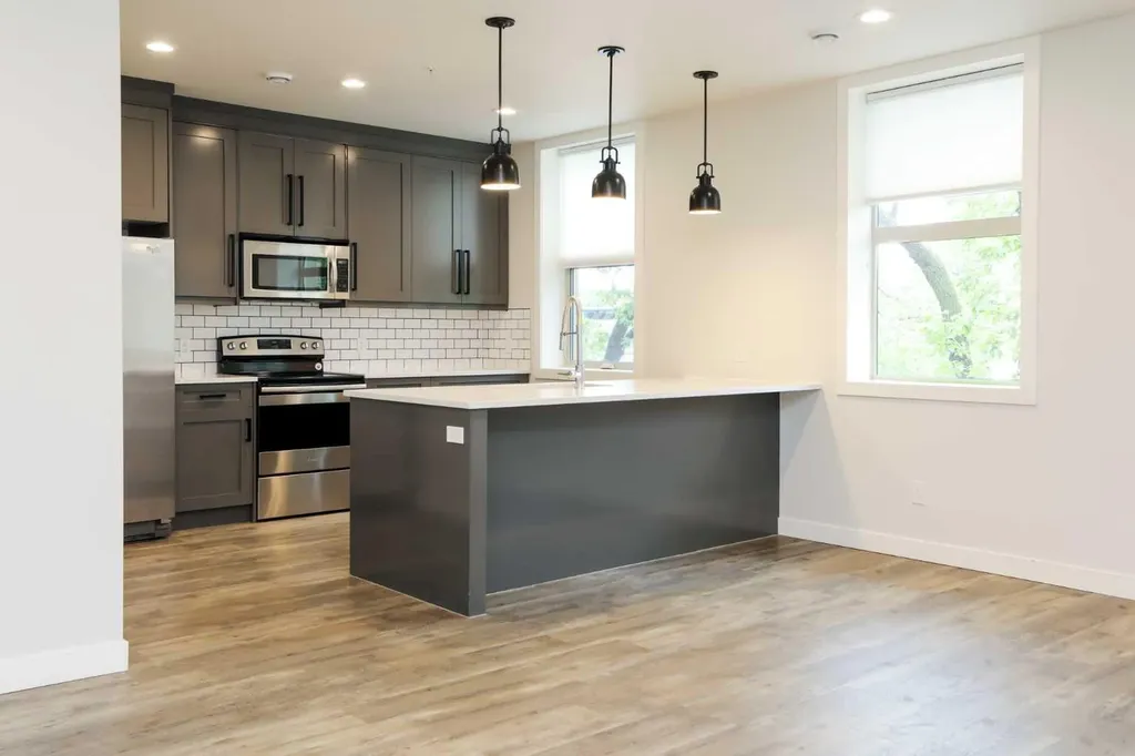 333 6 Street S Lethbridge AB T1J2C7