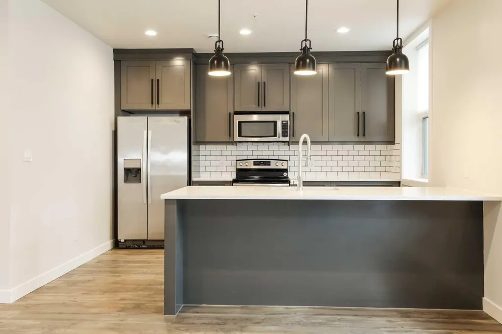 333 6 Street S Lethbridge AB T1J2C7