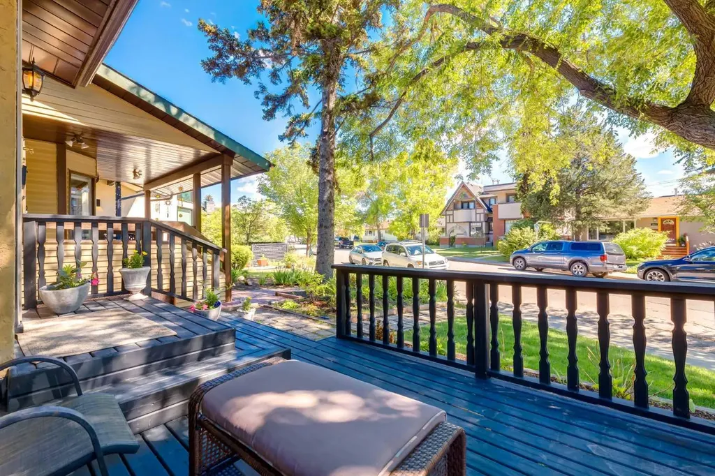 2826 1 Avenue NW Calgary AB T2N 0C8
