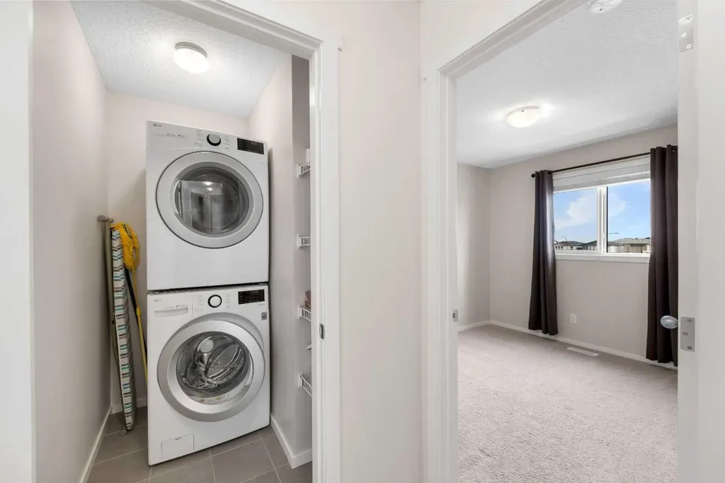 78 Livingston Gate NE Calgary AB T3P 0V2