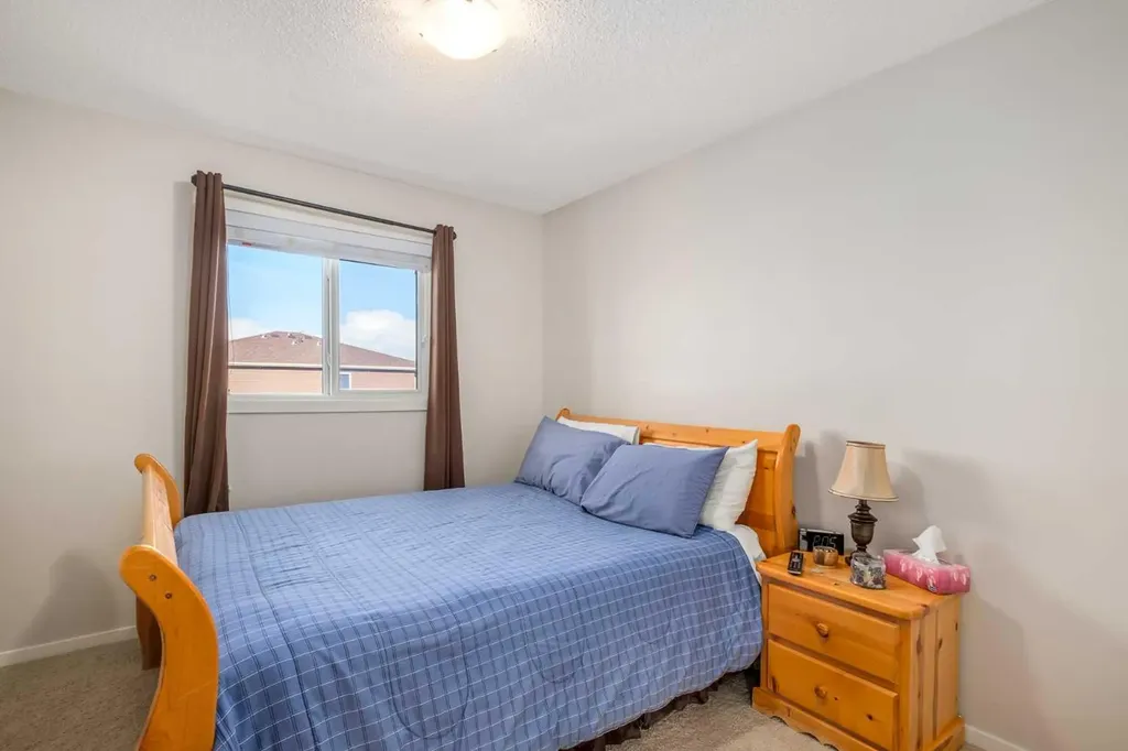 78 Livingston Gate NE Calgary AB T3P 0V2