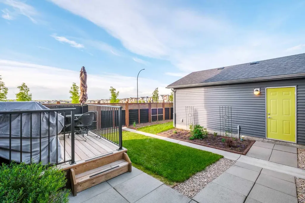 78 Livingston Gate NE Calgary AB T3P 0V2
