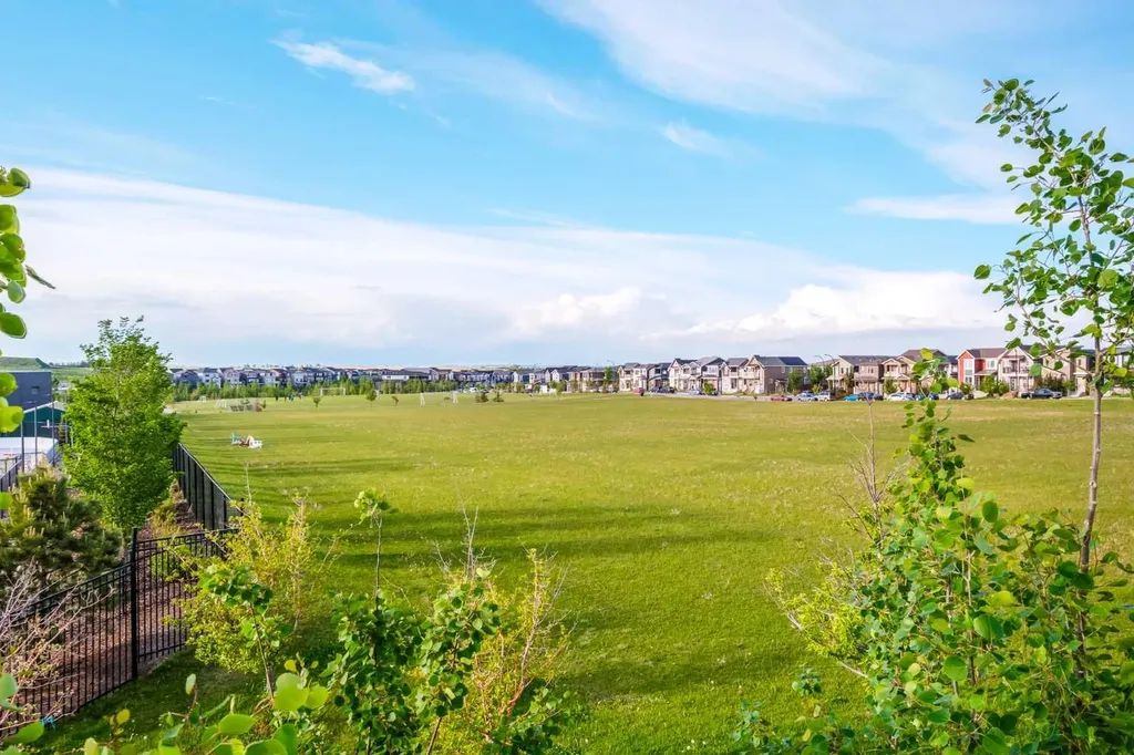 78 Livingston Gate NE Calgary AB T3P 0V2