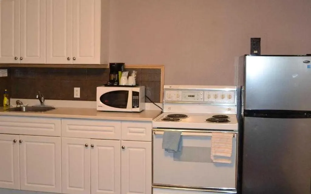 5214 50 Avenue St. Paul AB T0A 3A4