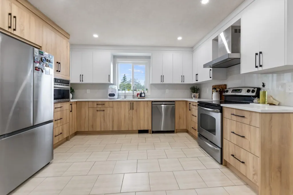 2 Eldorado Road SE Airdrie AB T4B1C3