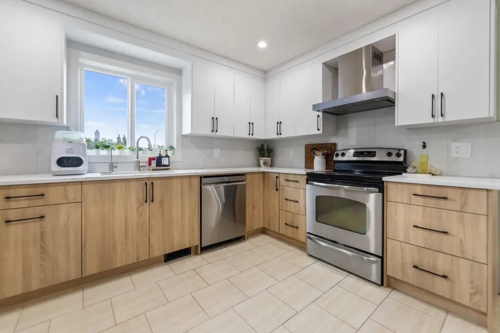 2 Eldorado Road SE Airdrie AB T4B1C3