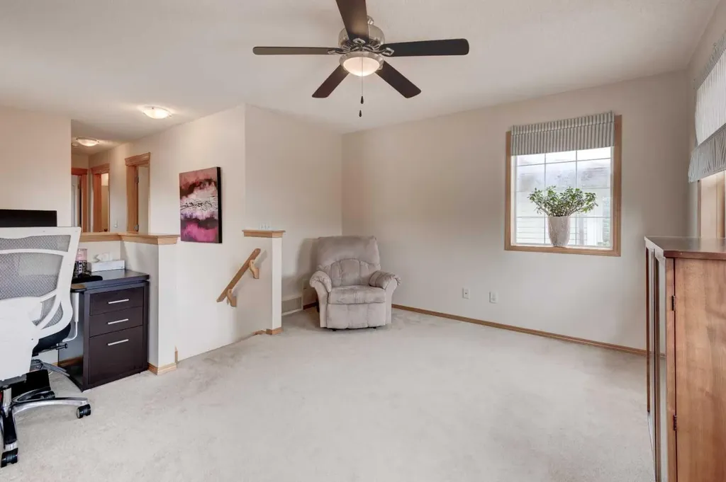 41 Chapman Close SE Calgary AB T2X 3S8