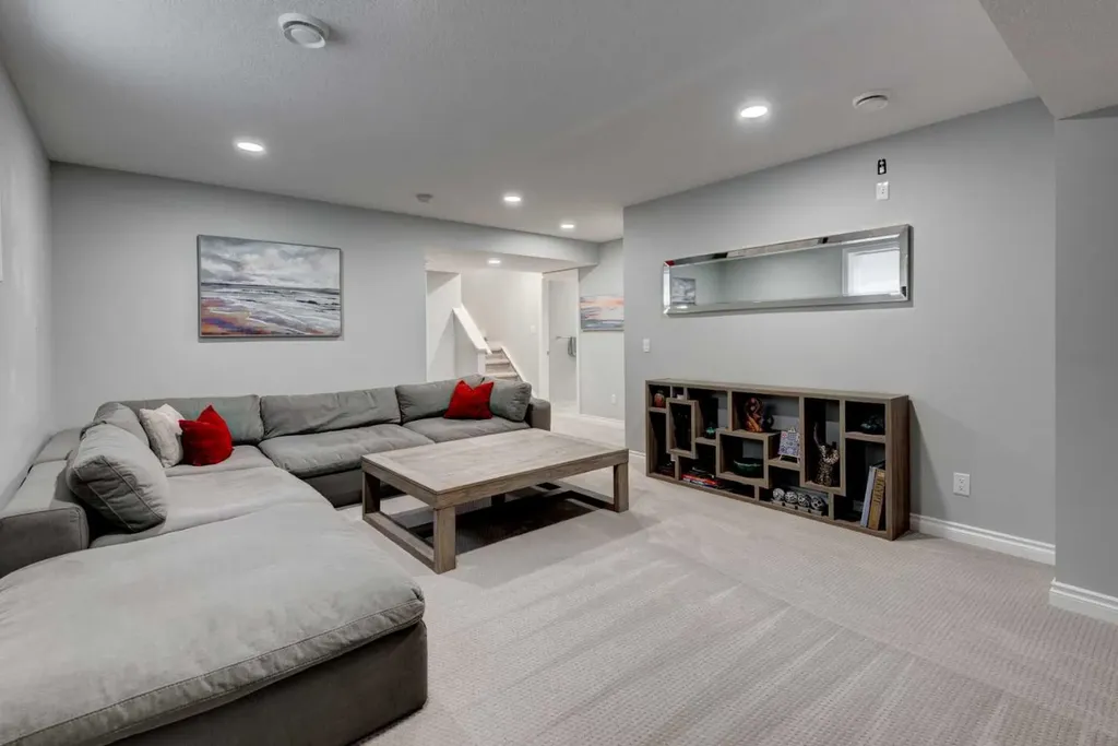 41 Chapman Close SE Calgary AB T2X 3S8