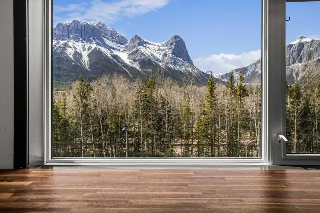306 Bow Valley Trail Canmore AB T1W 0N2