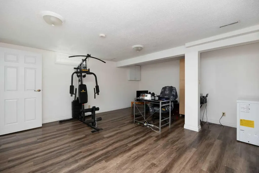 117 Goodwin Place Fort Mcmurray AB T9J1K1