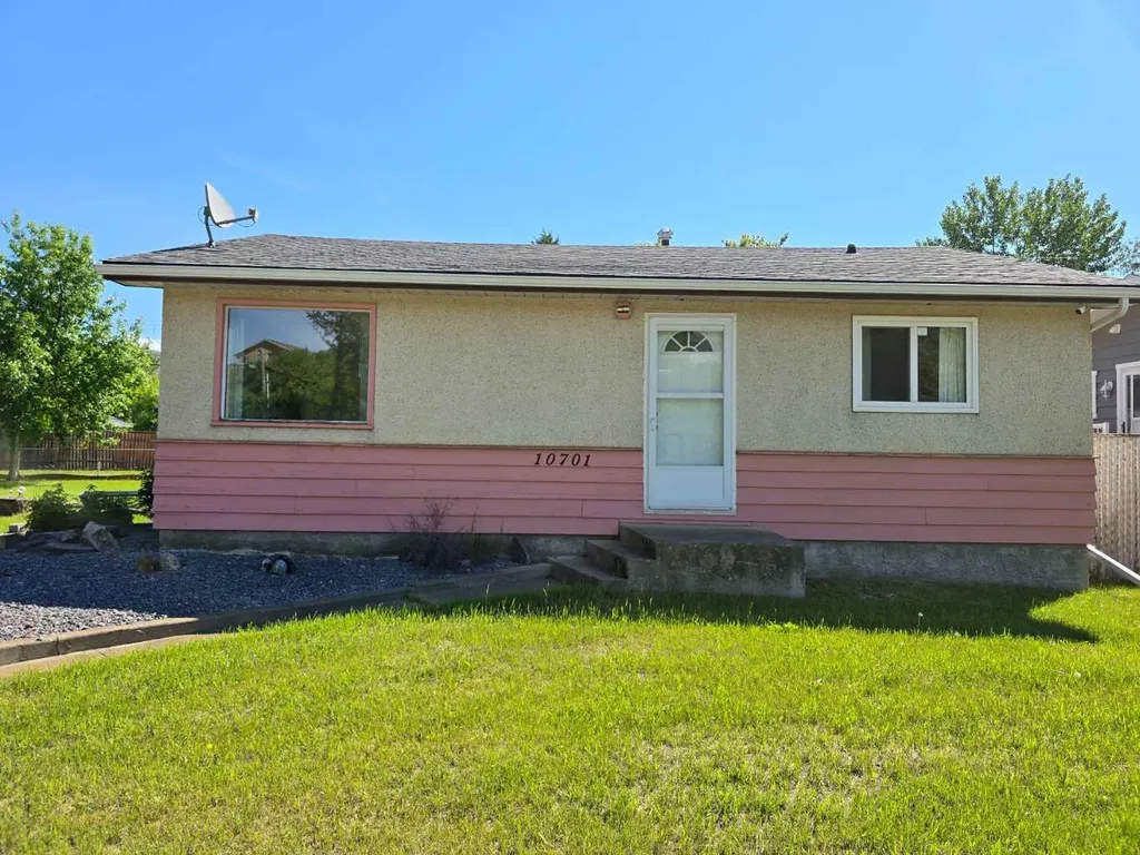 10701 91 Street Peace River AB T8S 1R1