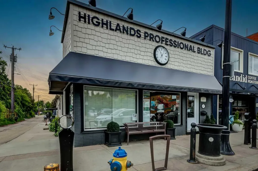 6417 112 Avenue Edmonton AB T5W 0N9